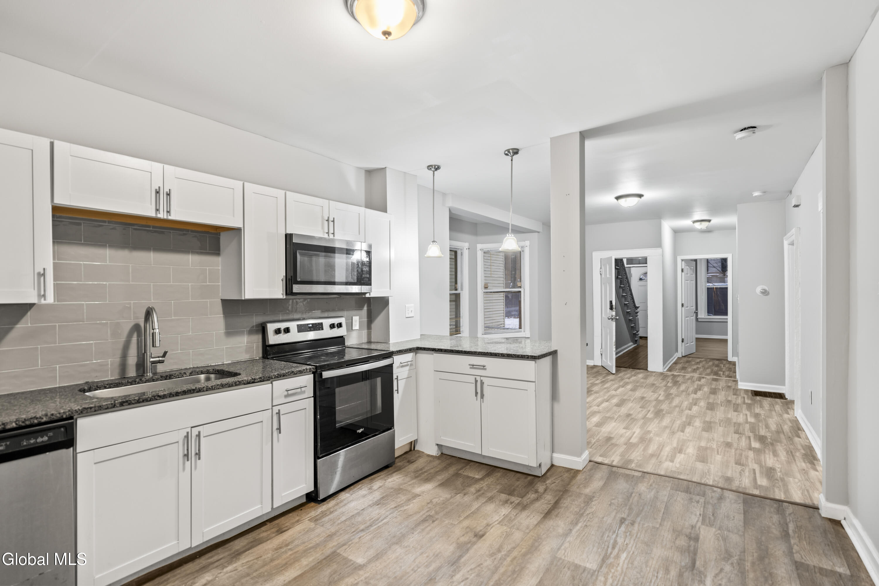 27 N Lake Avenue Albany NY 12203