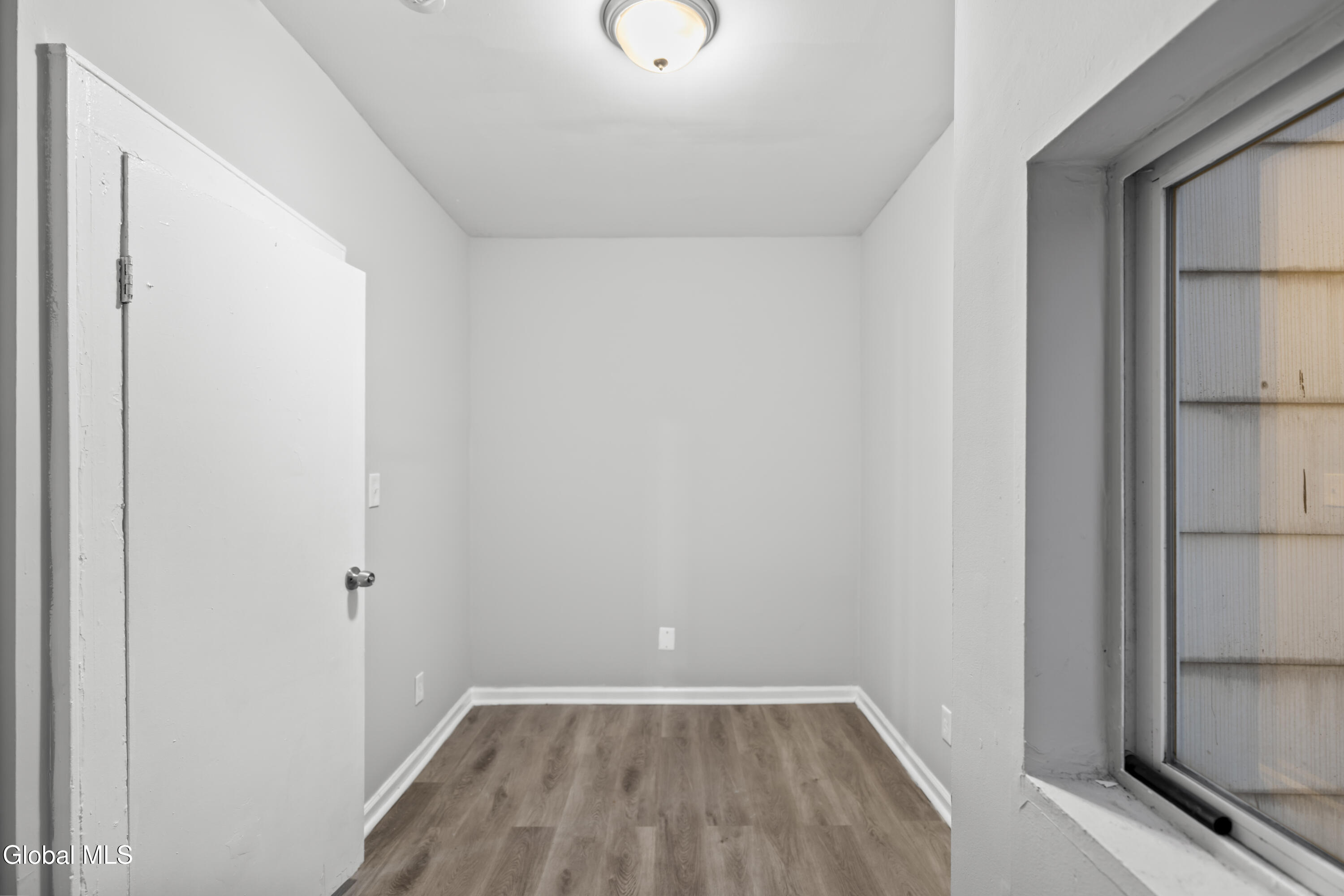 27 N Lake Avenue Albany NY 12203