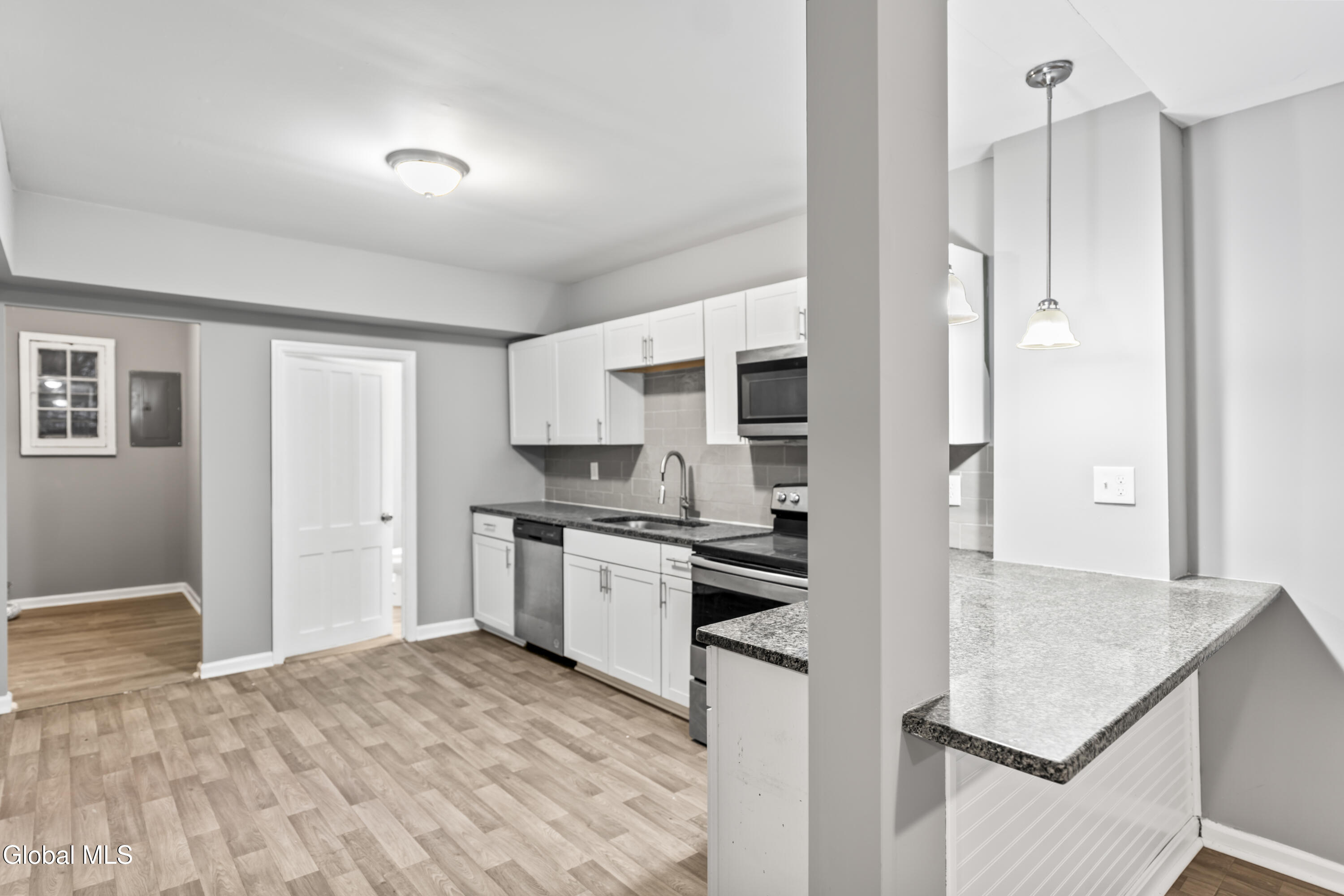 27 N Lake Avenue Albany NY 12203