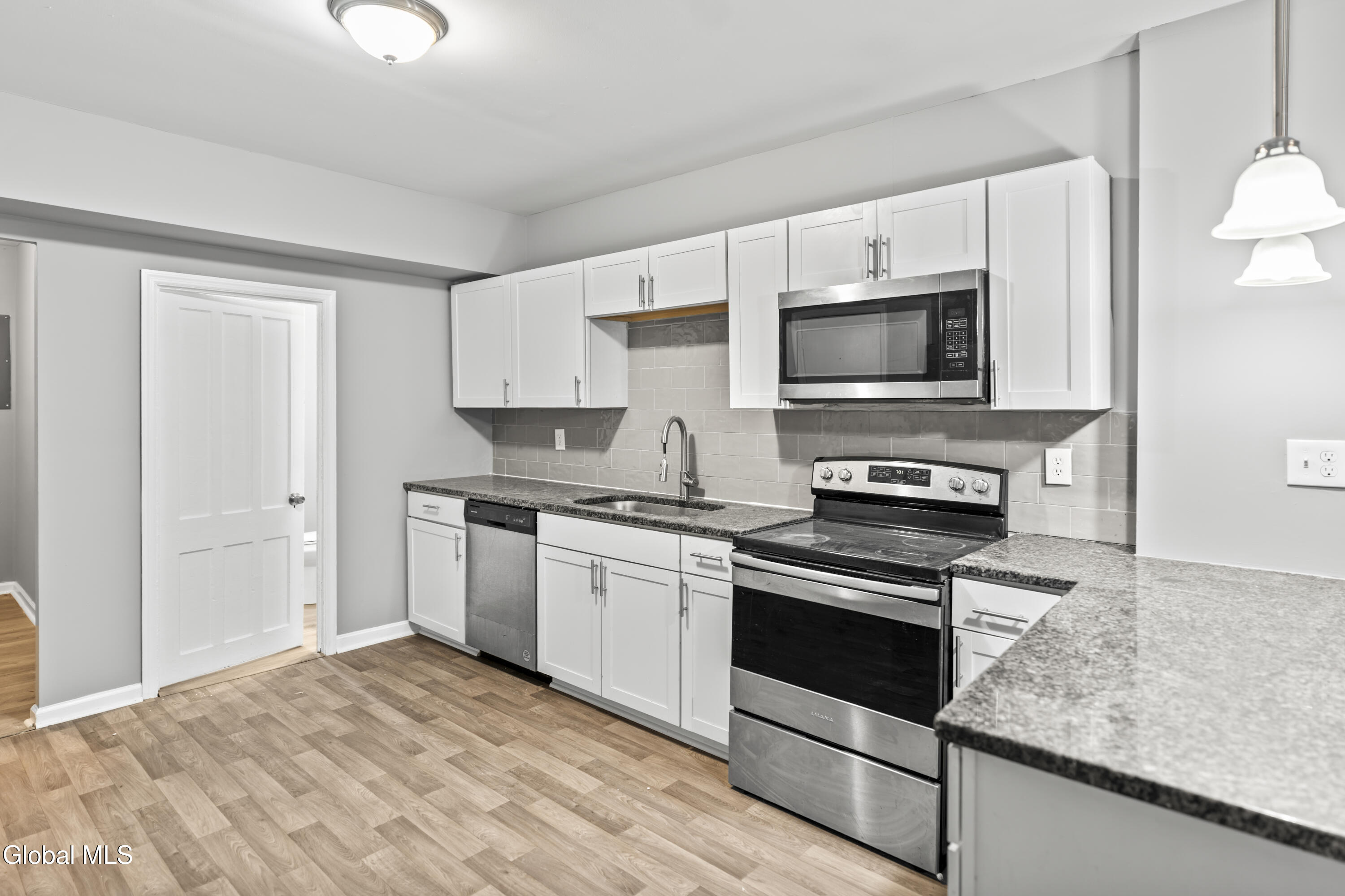 27 N Lake Avenue Albany NY 12203