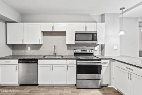 27 N Lake Avenue Albany NY 12203