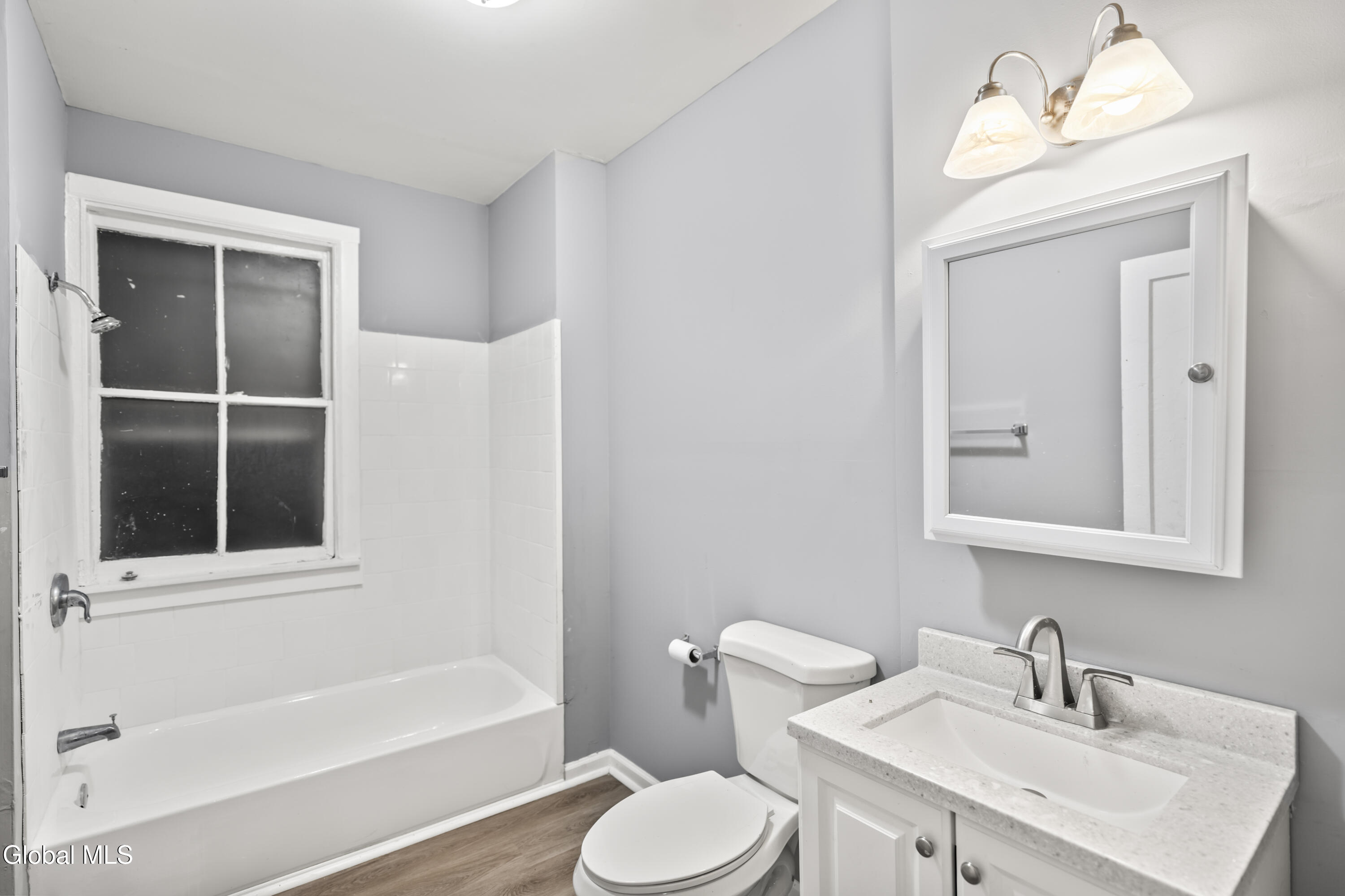 27 N Lake Avenue Albany NY 12203