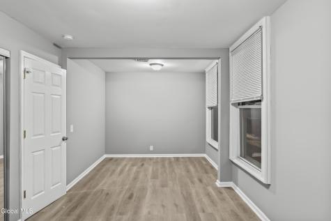 27 N Lake Avenue Albany NY 12203