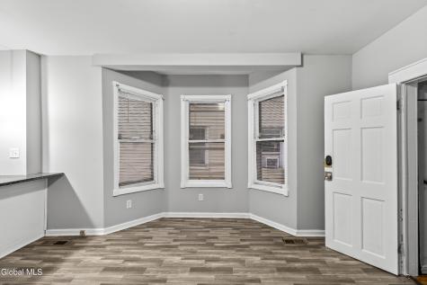 27 N Lake Avenue Albany NY 12203