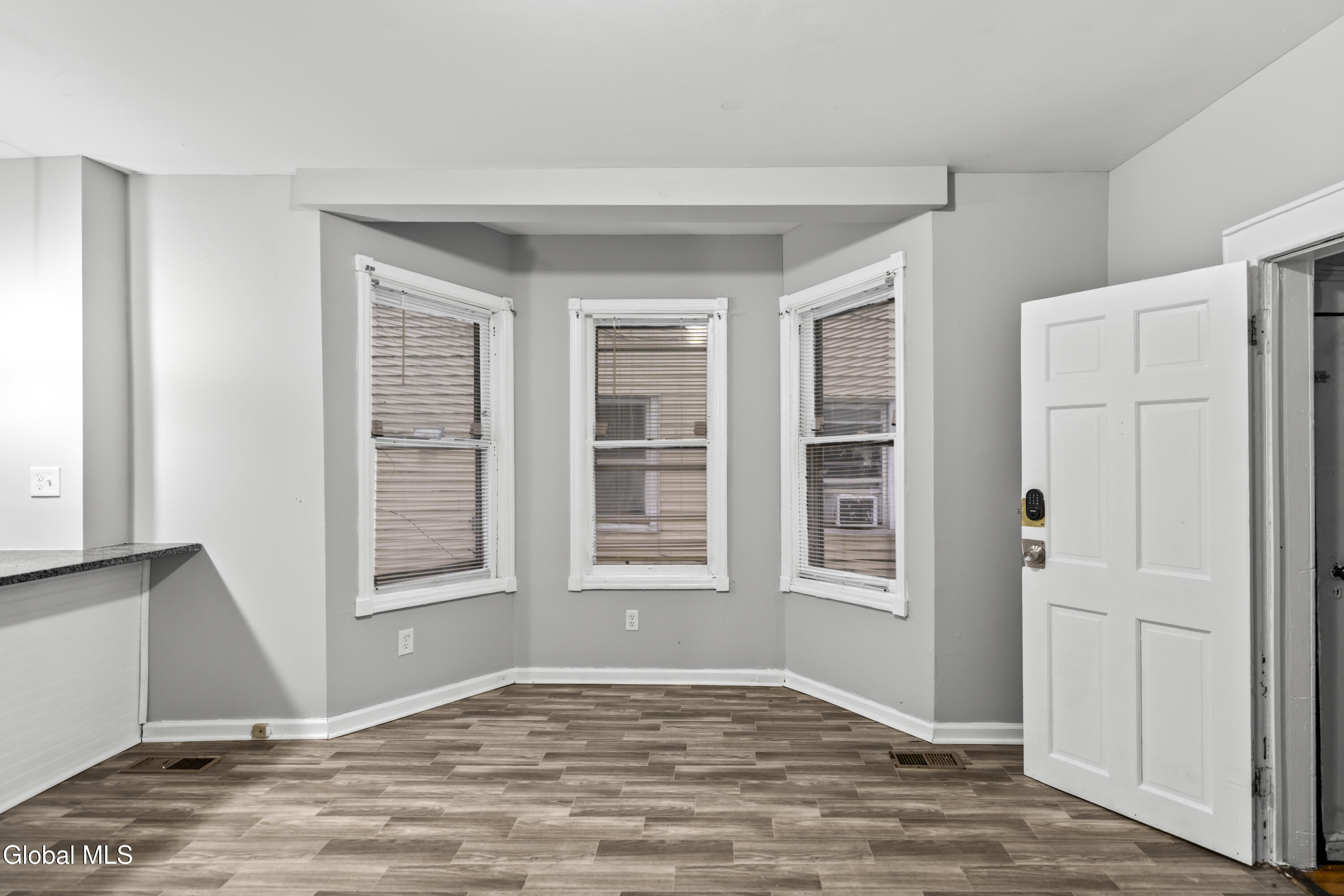 27 N Lake Avenue Albany NY 12203
