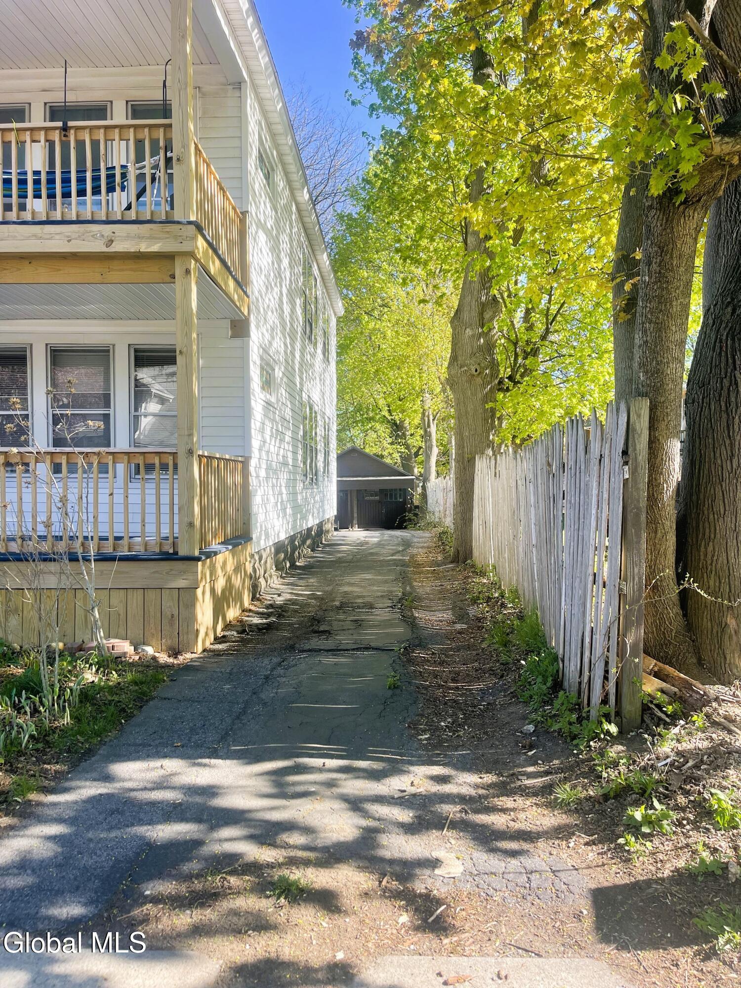 1928 Broad Street Schenectady NY 12306