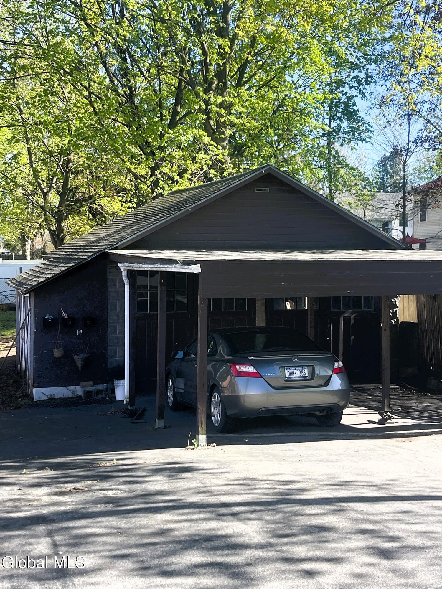 1928 Broad Street Schenectady NY 12306