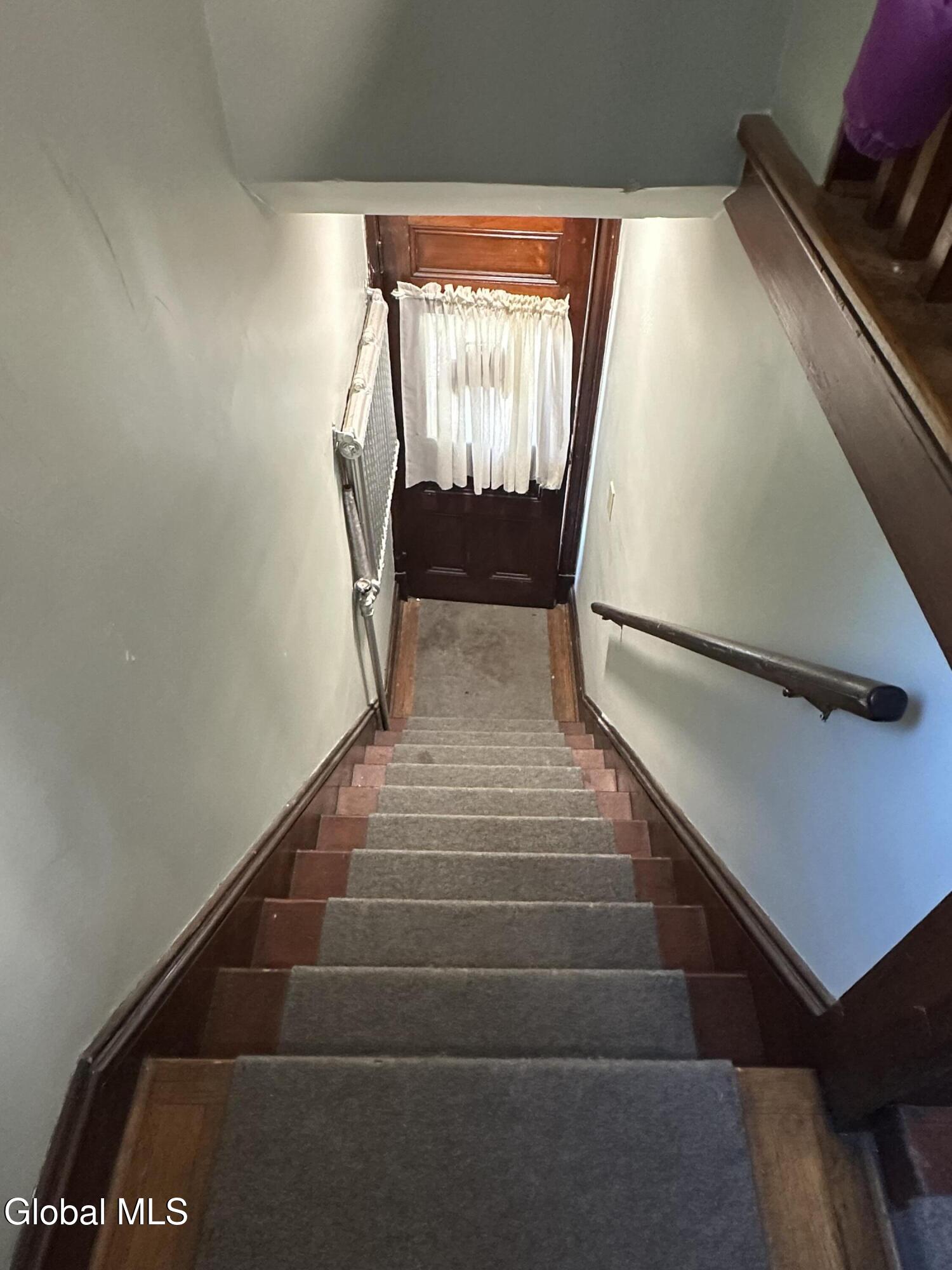 2017 Avenue B Schenectady NY 12308