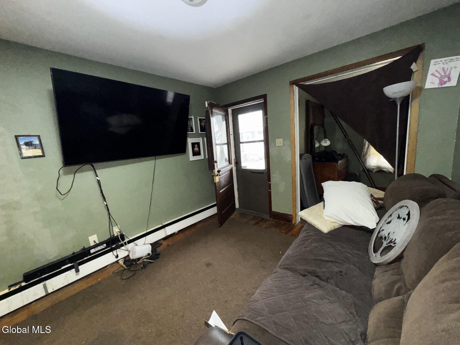 1059 Chrisler Avenue Schenectady NY 12303