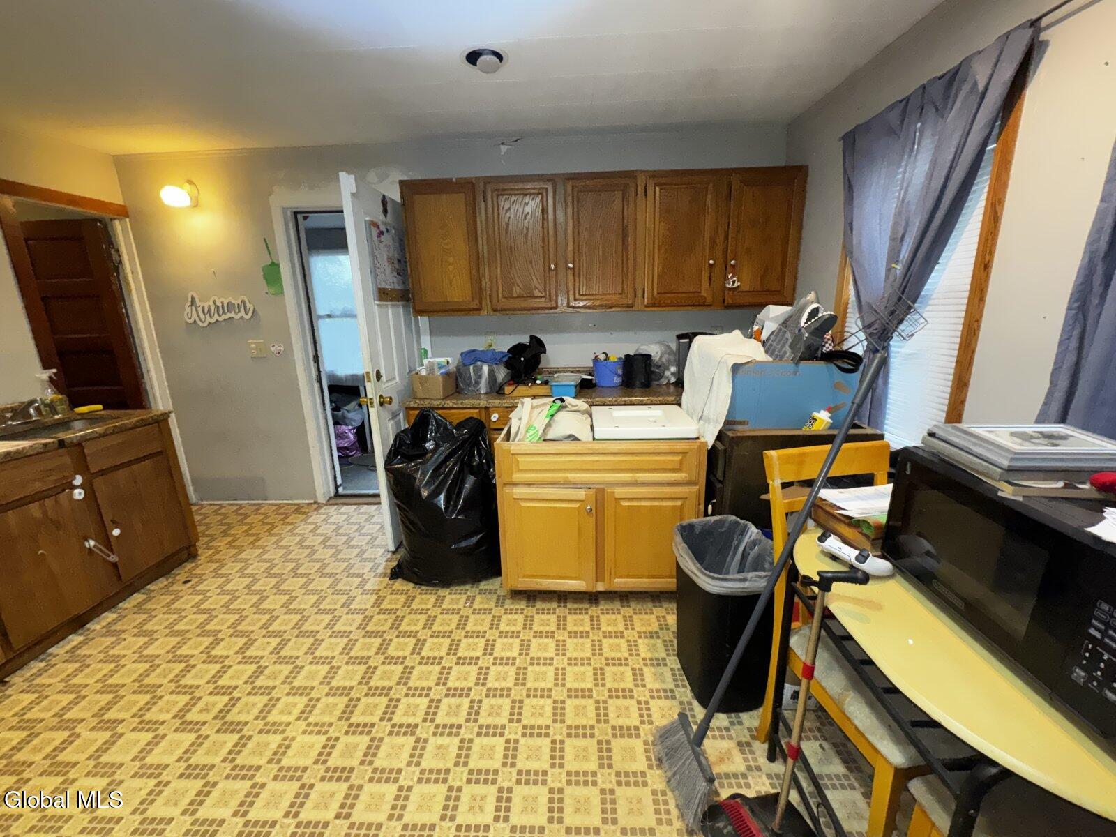 1059 Chrisler Avenue Schenectady NY 12303