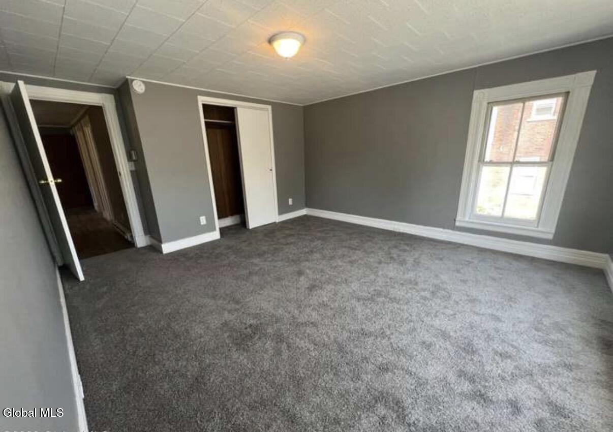 14 Chatham Street Nassau NY 12123