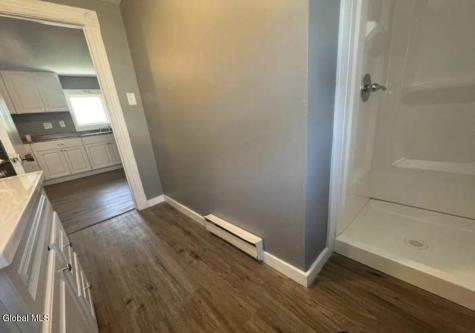 14 Chatham Street Nassau NY 12123