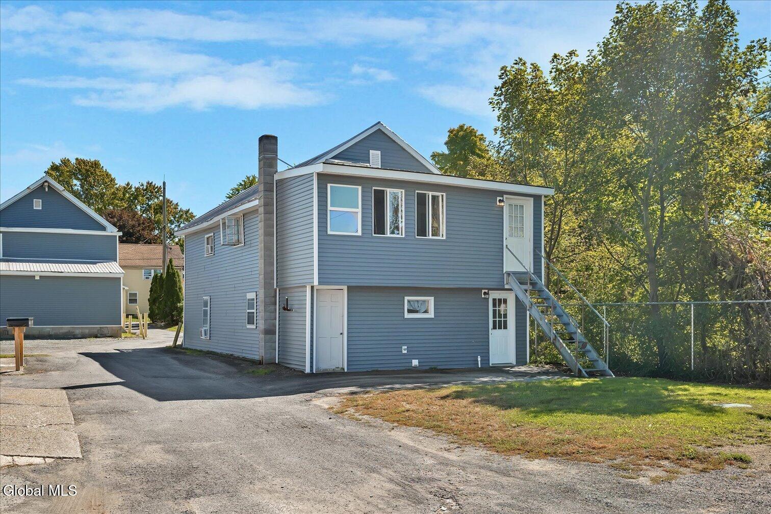 14 Chatham Street Nassau NY 12123
