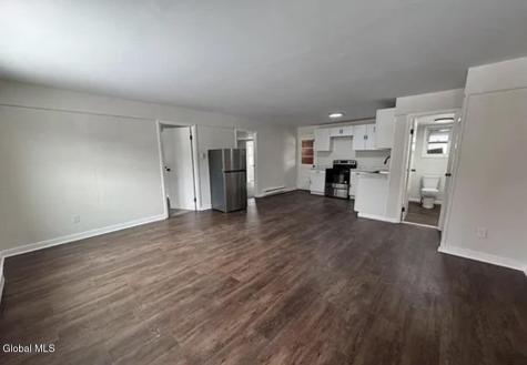 14 Chatham Street Nassau NY 12123