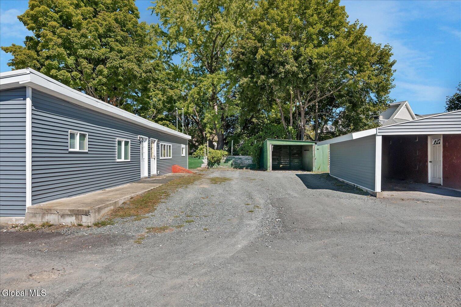 14 Chatham Street Nassau NY 12123