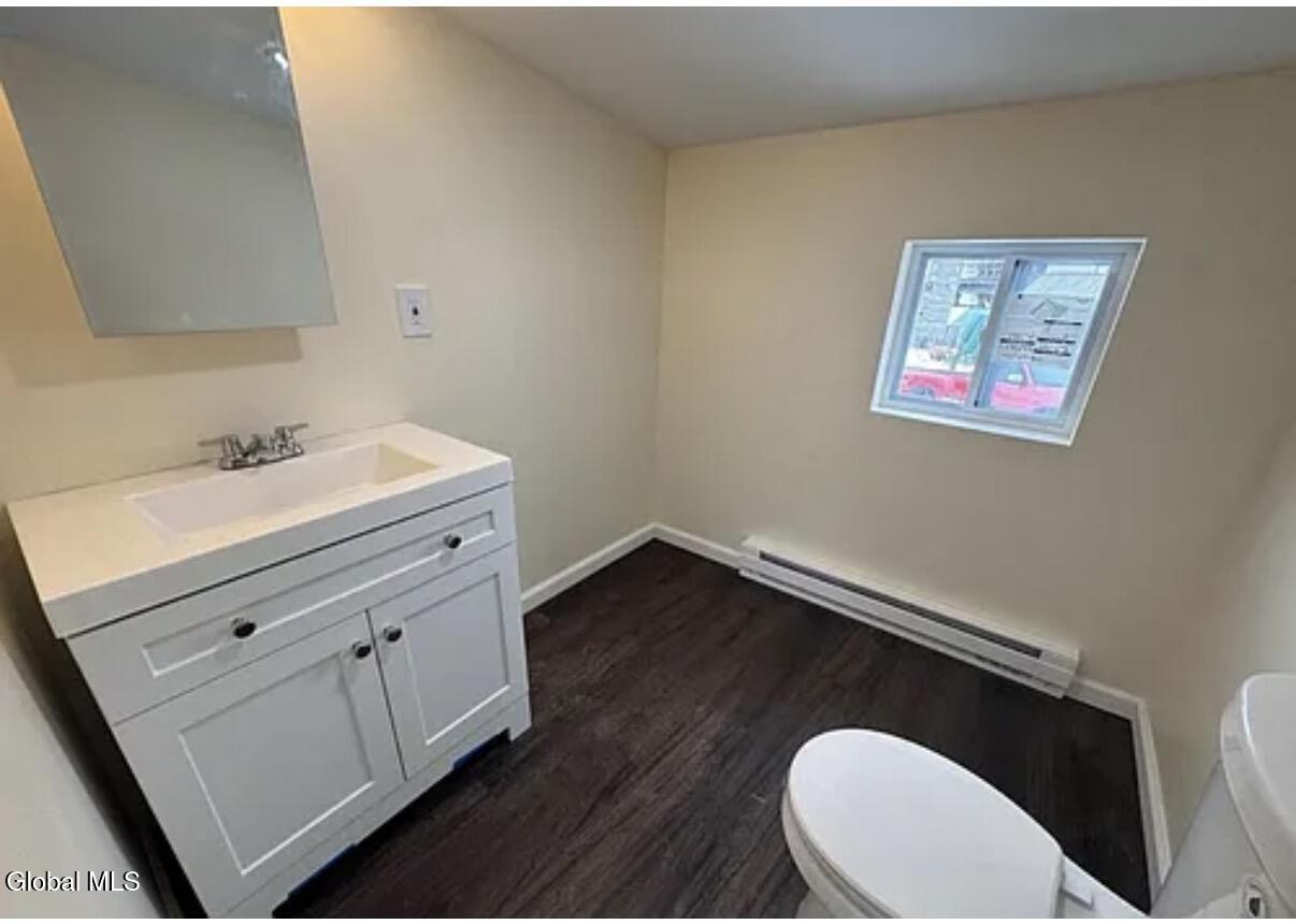 14 Chatham Street Nassau NY 12123