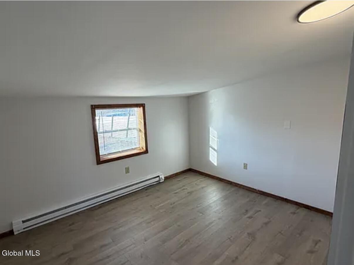 14 Chatham Street Nassau NY 12123