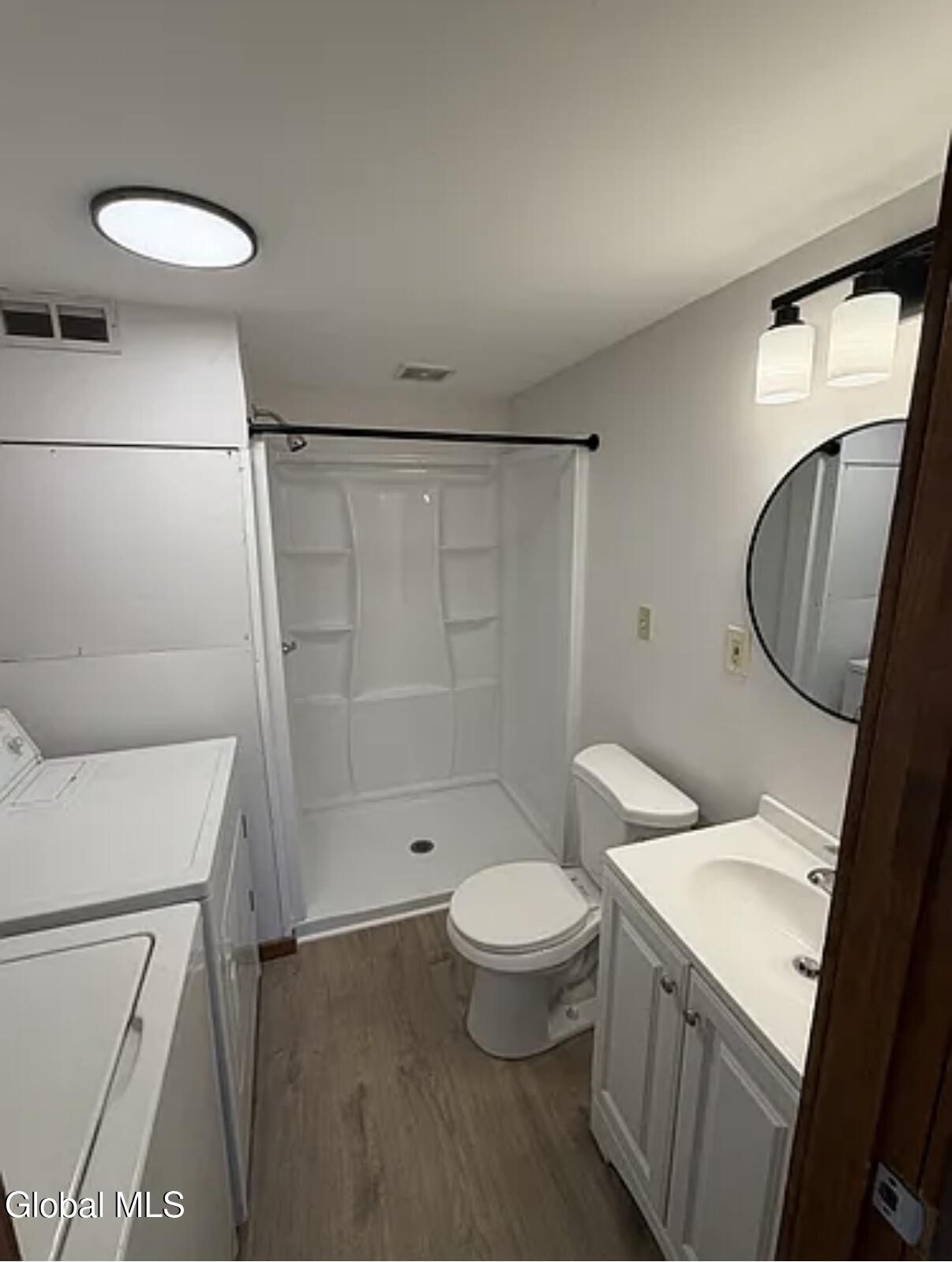14 Chatham Street Nassau NY 12123