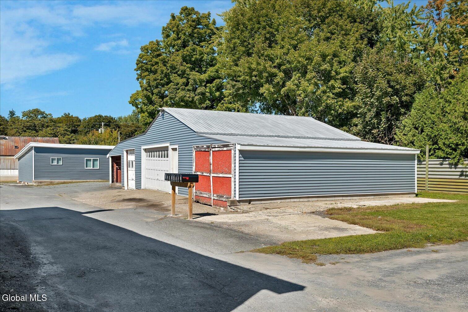 14 Chatham Street Nassau NY 12123