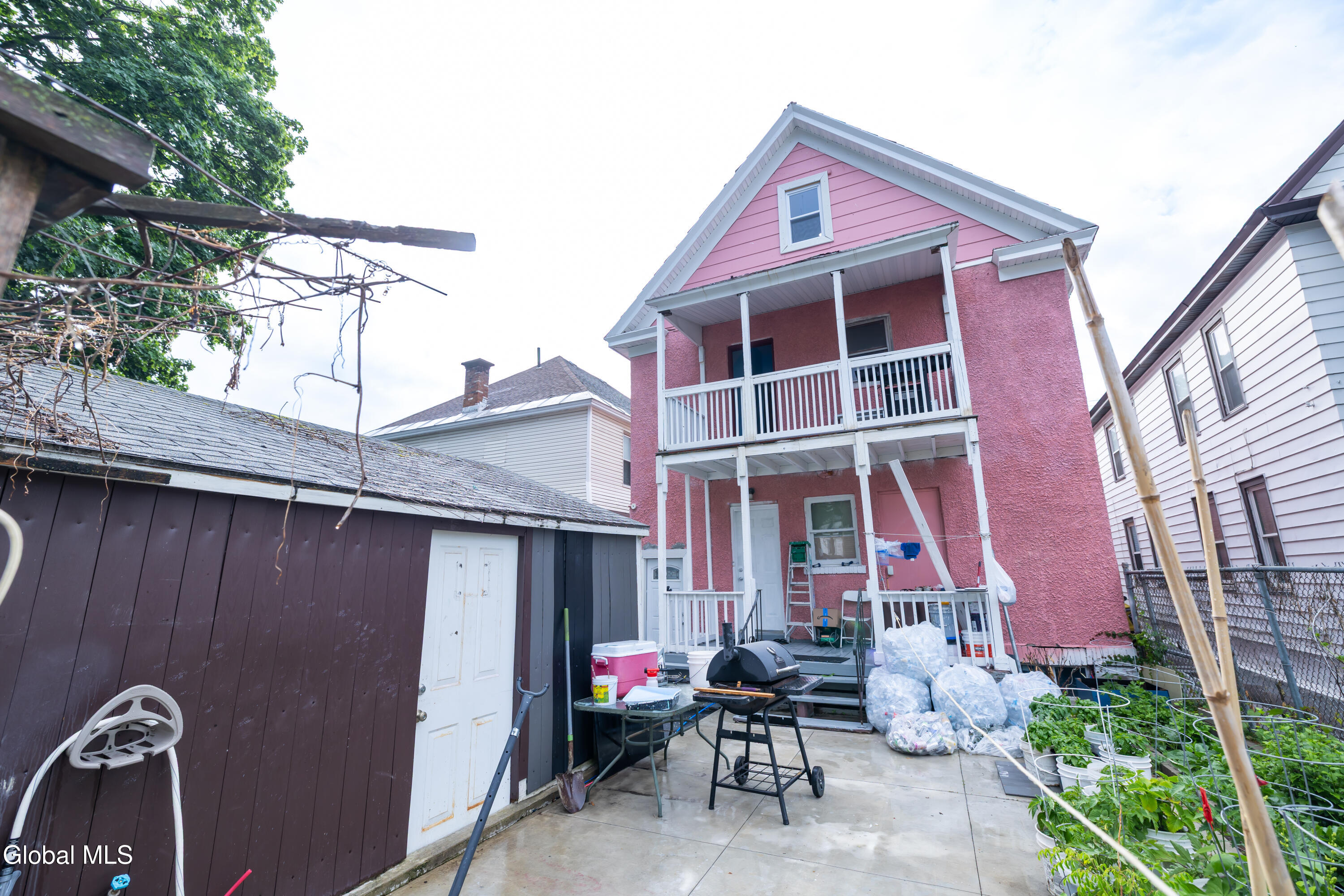 22 Elder Street Schenectady NY 12304