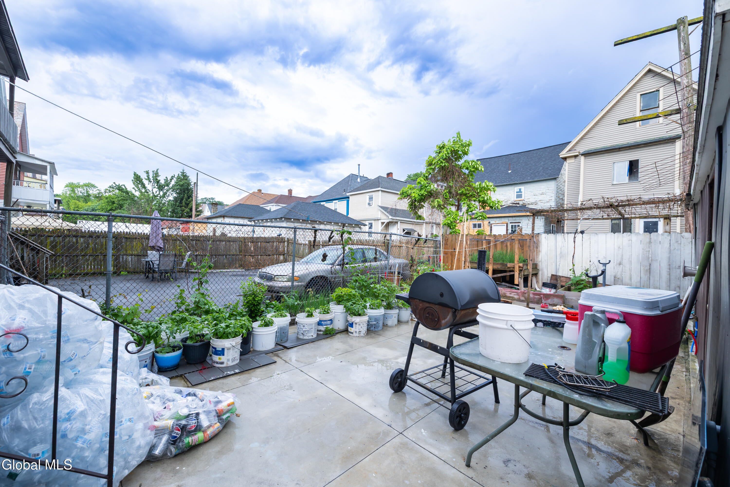 22 Elder Street Schenectady NY 12304