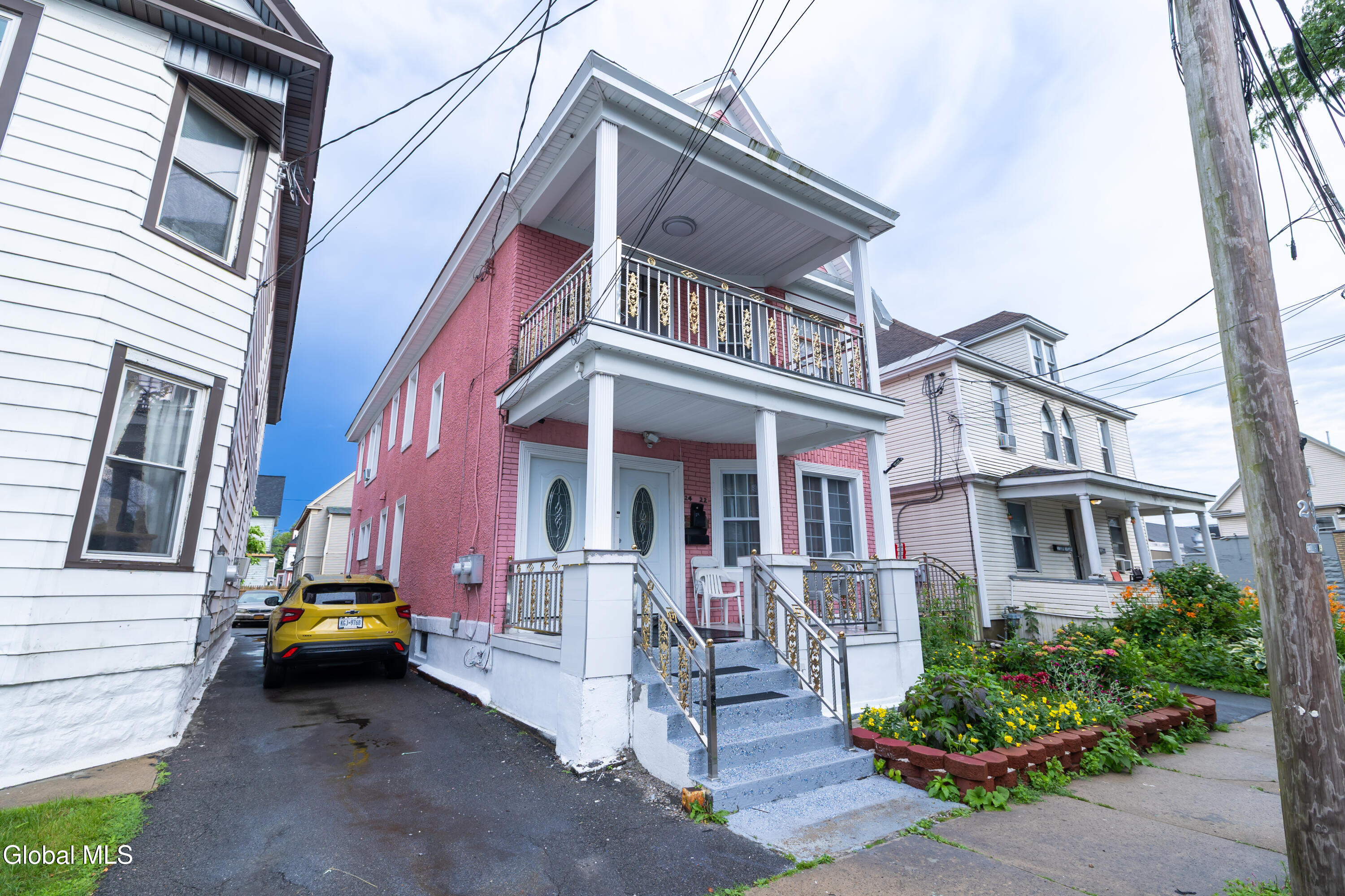22 Elder Street Schenectady NY 12304