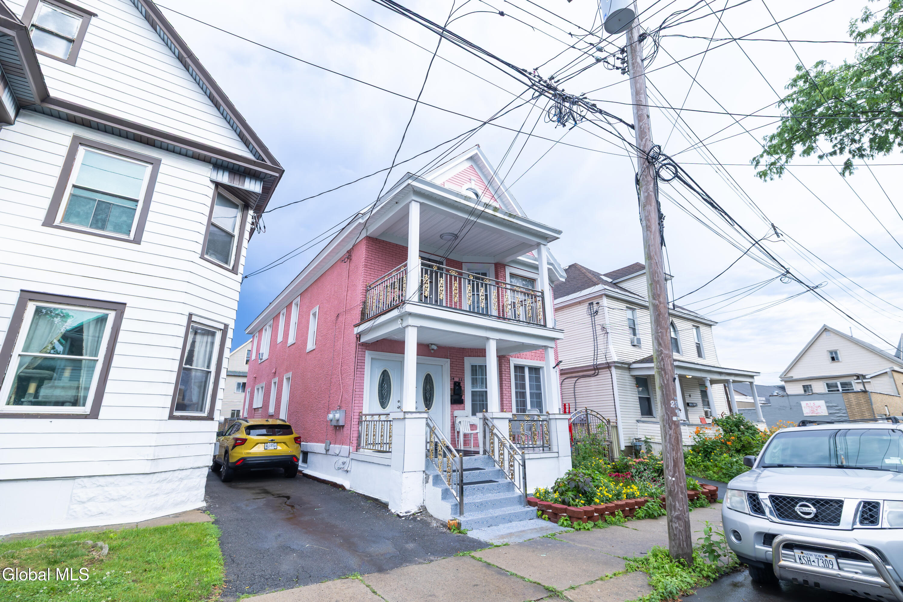 22 Elder Street Schenectady NY 12304