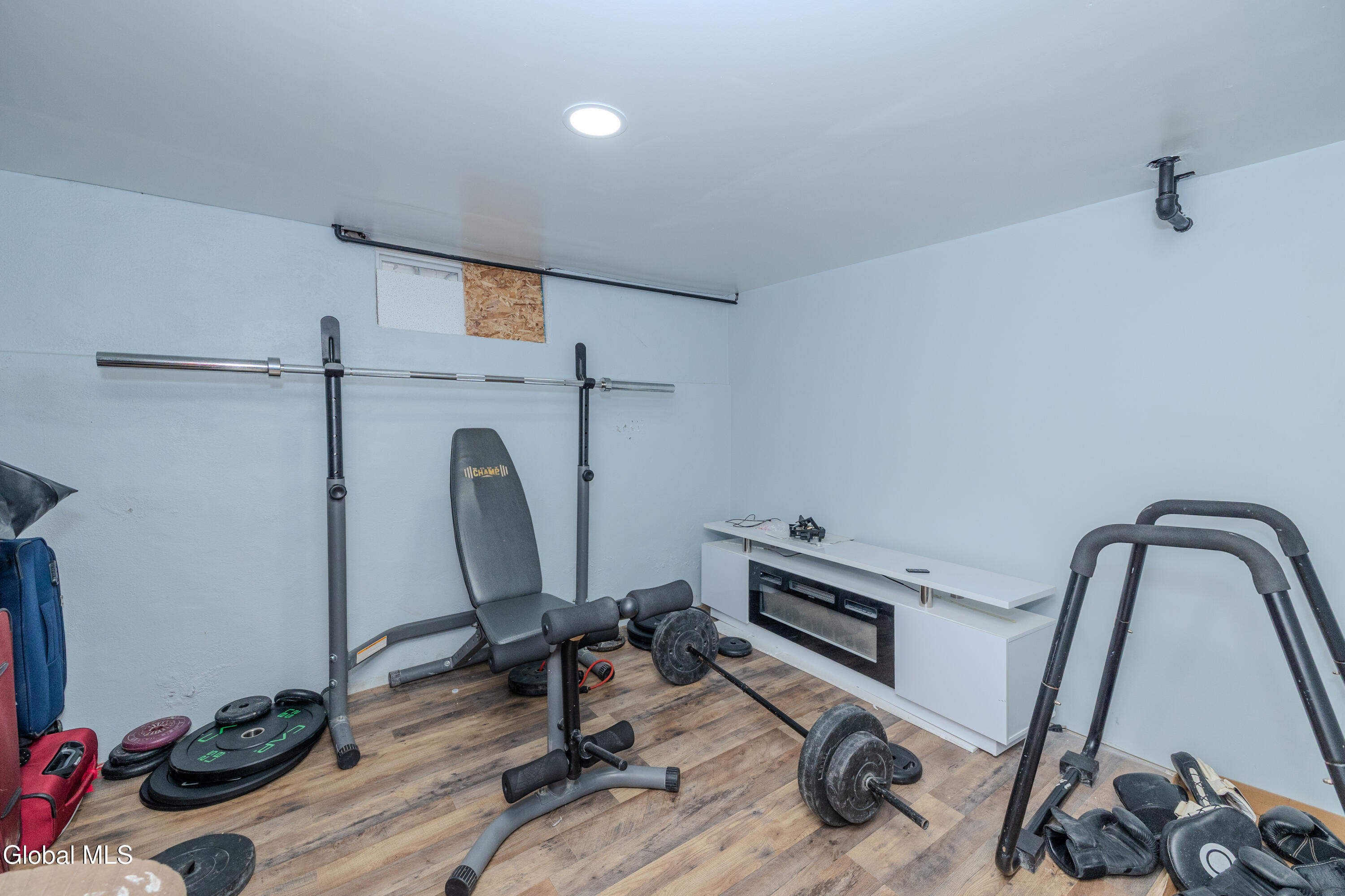 22 Elder Street Schenectady NY 12304