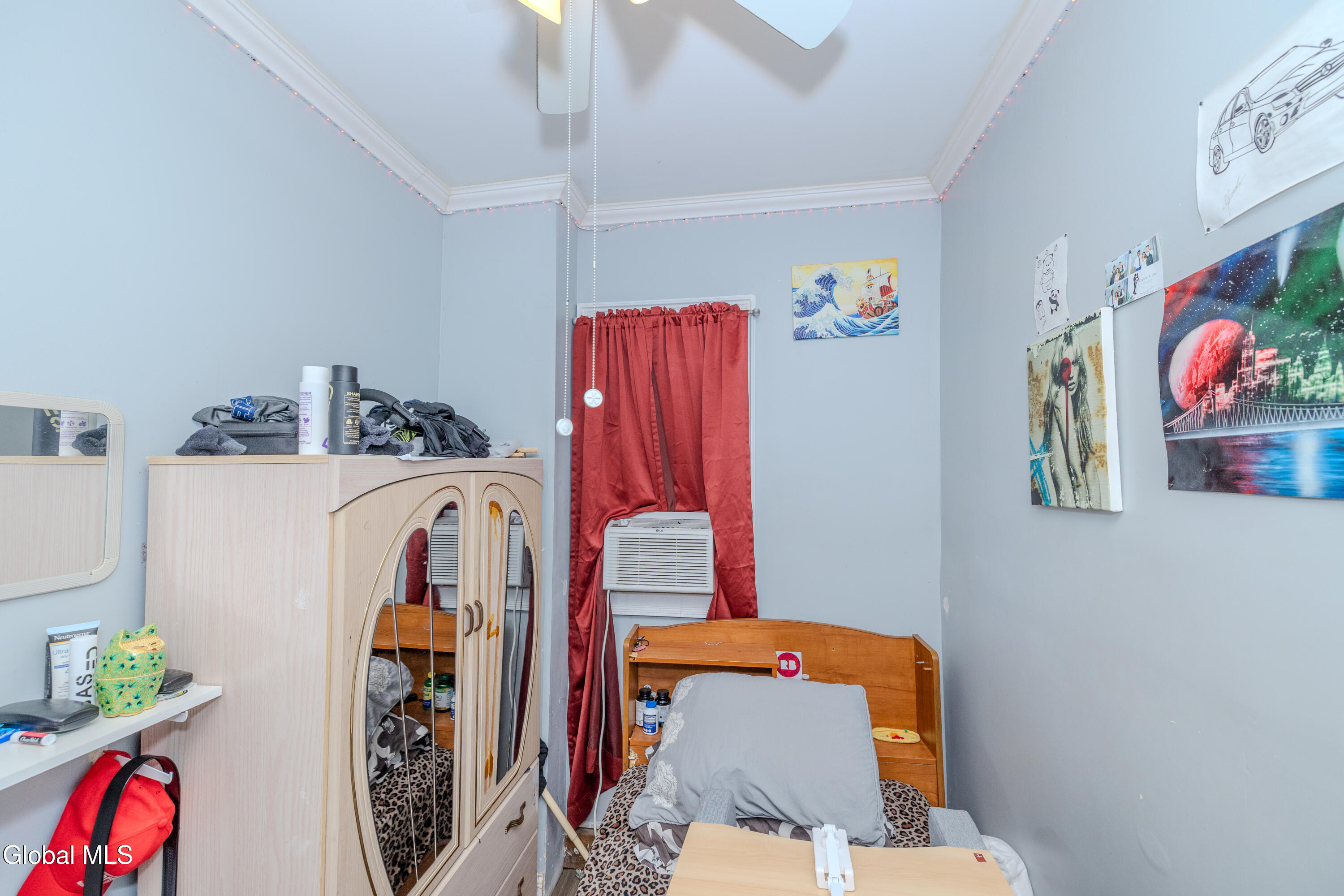22 Elder Street Schenectady NY 12304