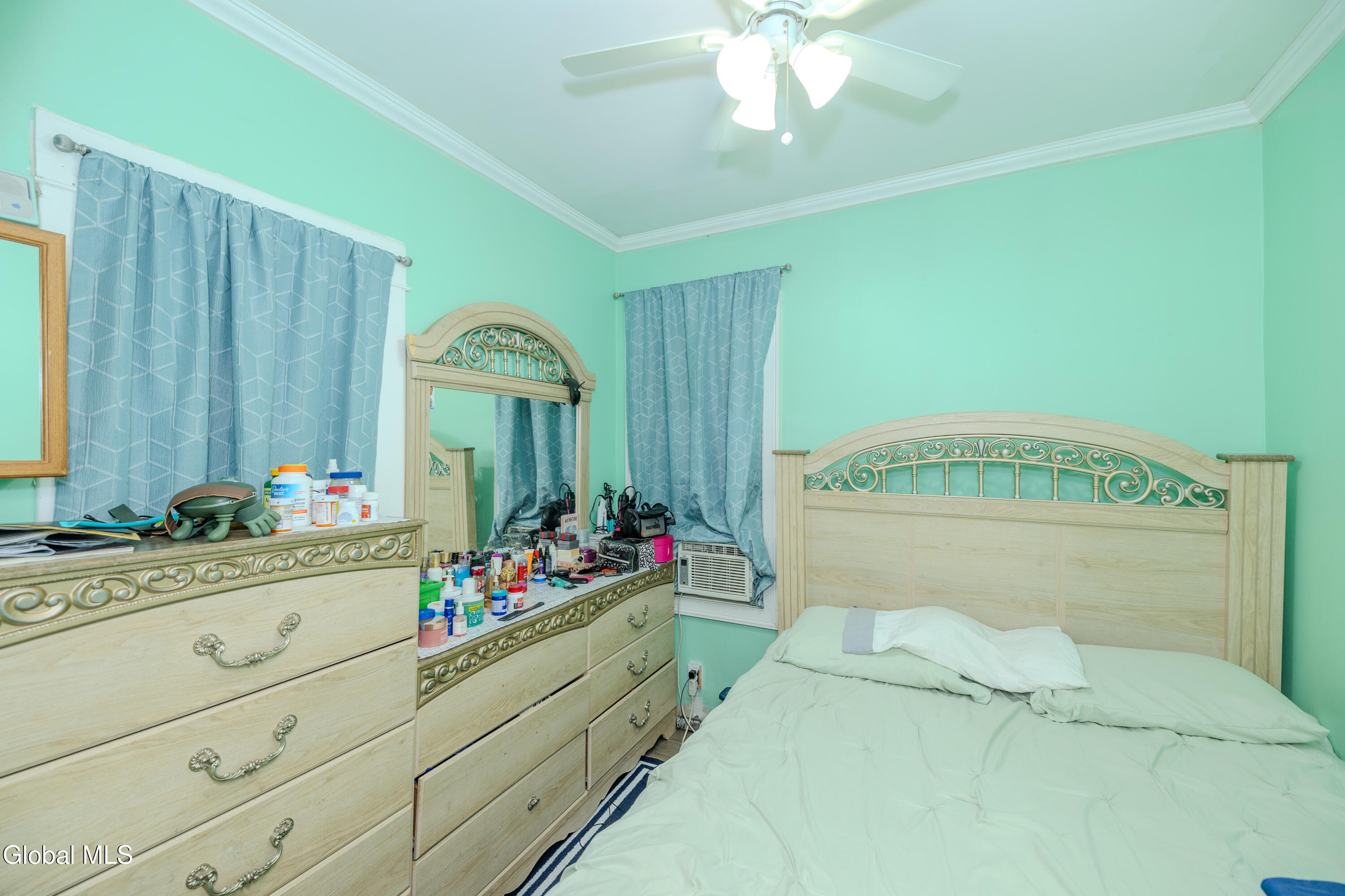22 Elder Street Schenectady NY 12304