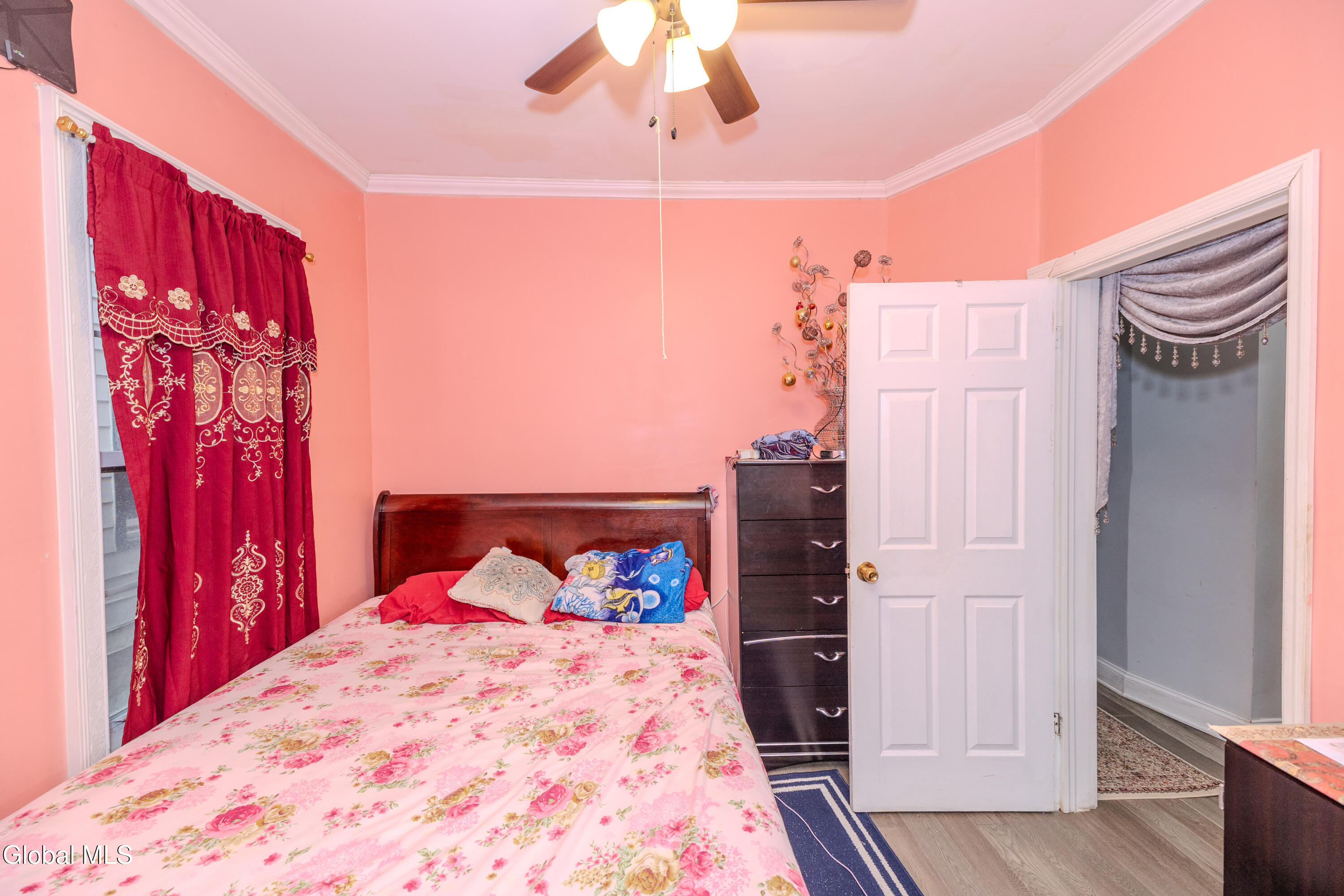 22 Elder Street Schenectady NY 12304