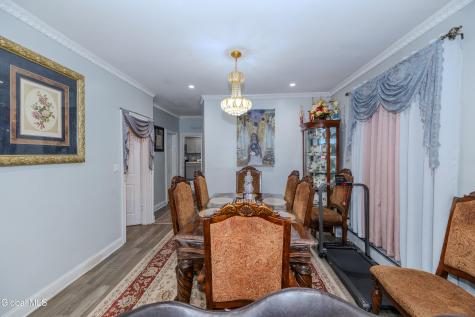 22 Elder Street Schenectady NY 12304