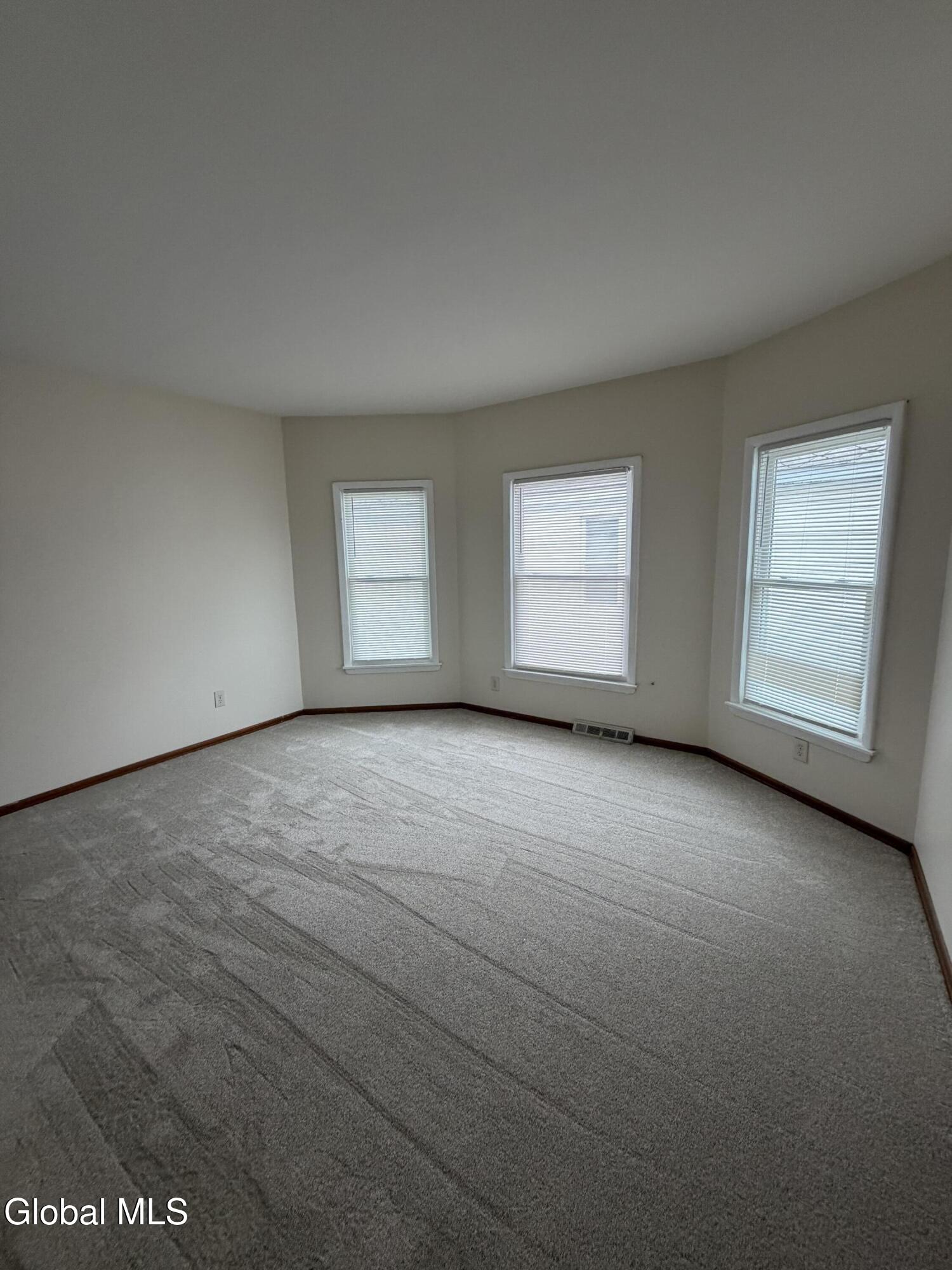 2259 Hamburg Street Schenectady NY 12303