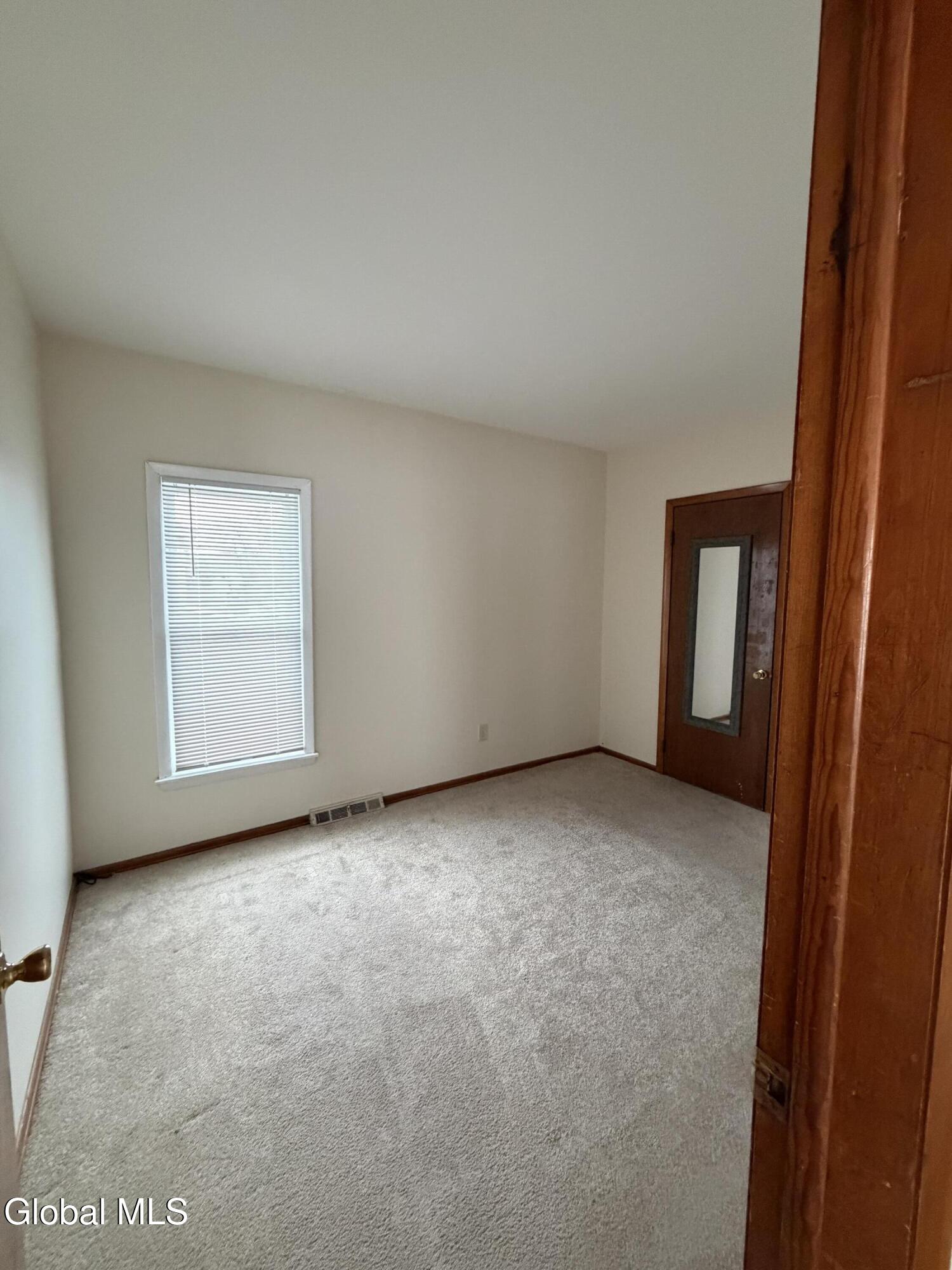 2259 Hamburg Street Schenectady NY 12303