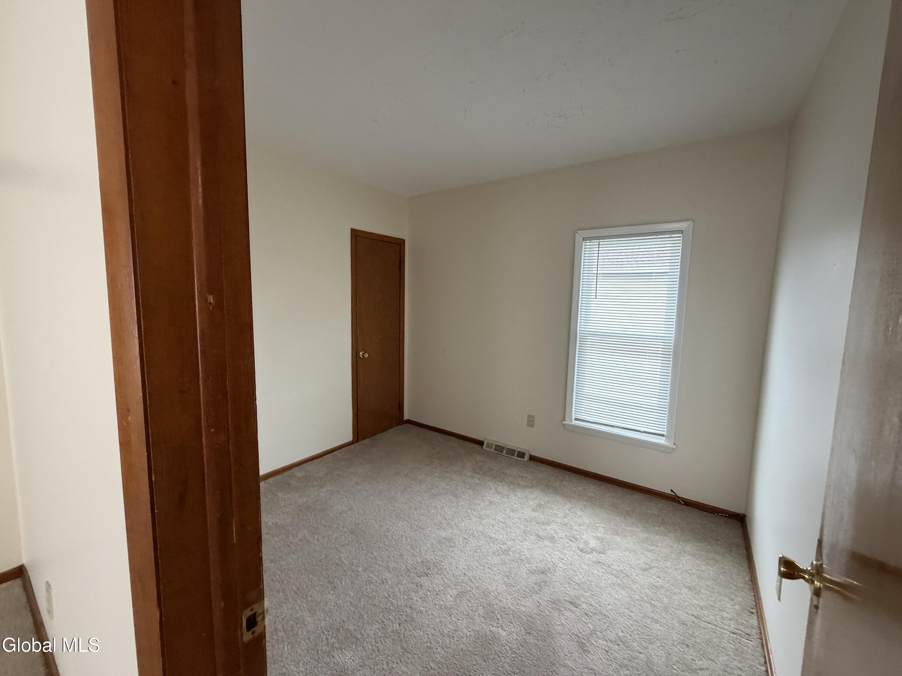 2259 Hamburg Street Schenectady NY 12303
