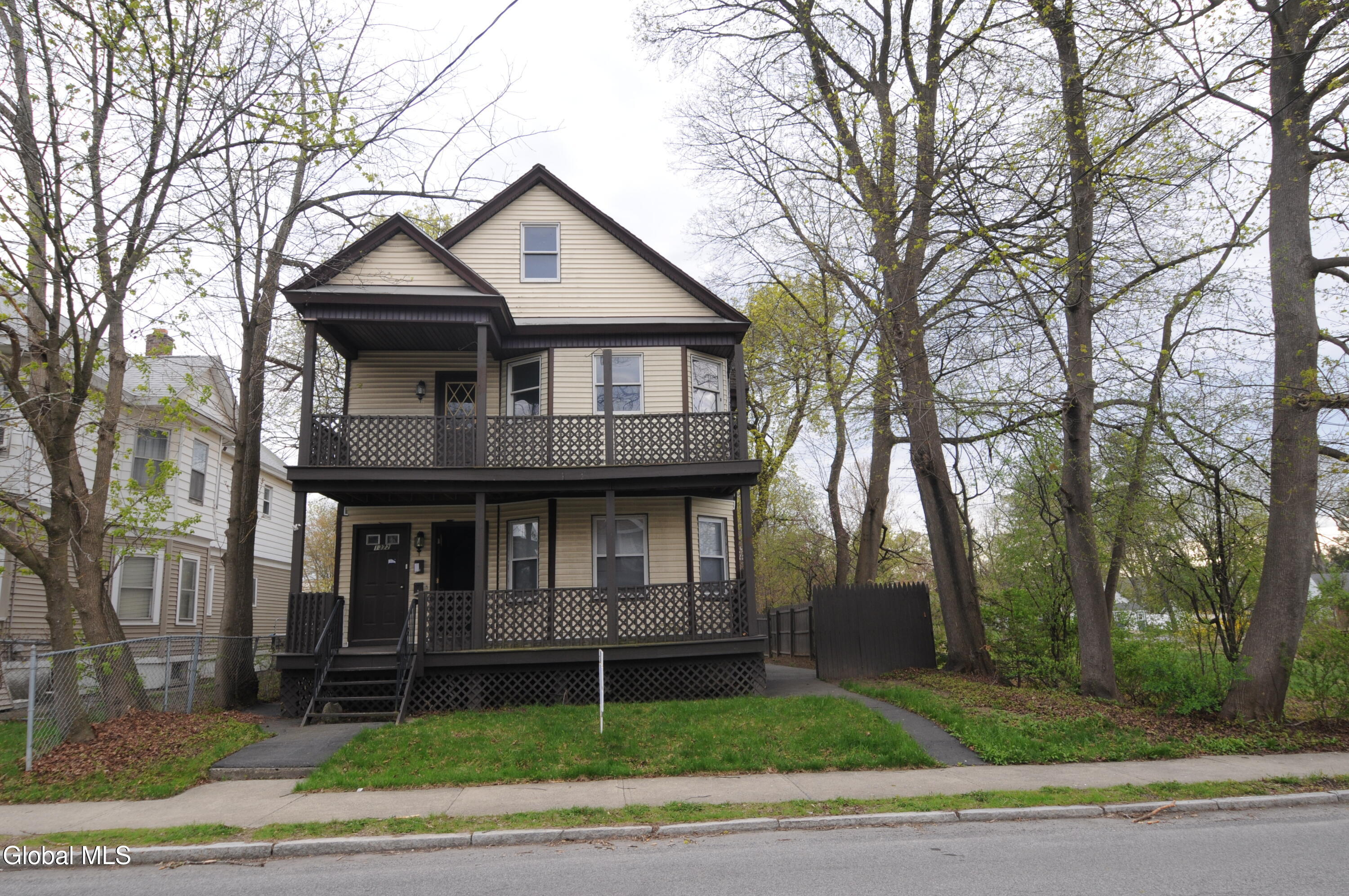 1370 Nott Street Schenectady NY 12308