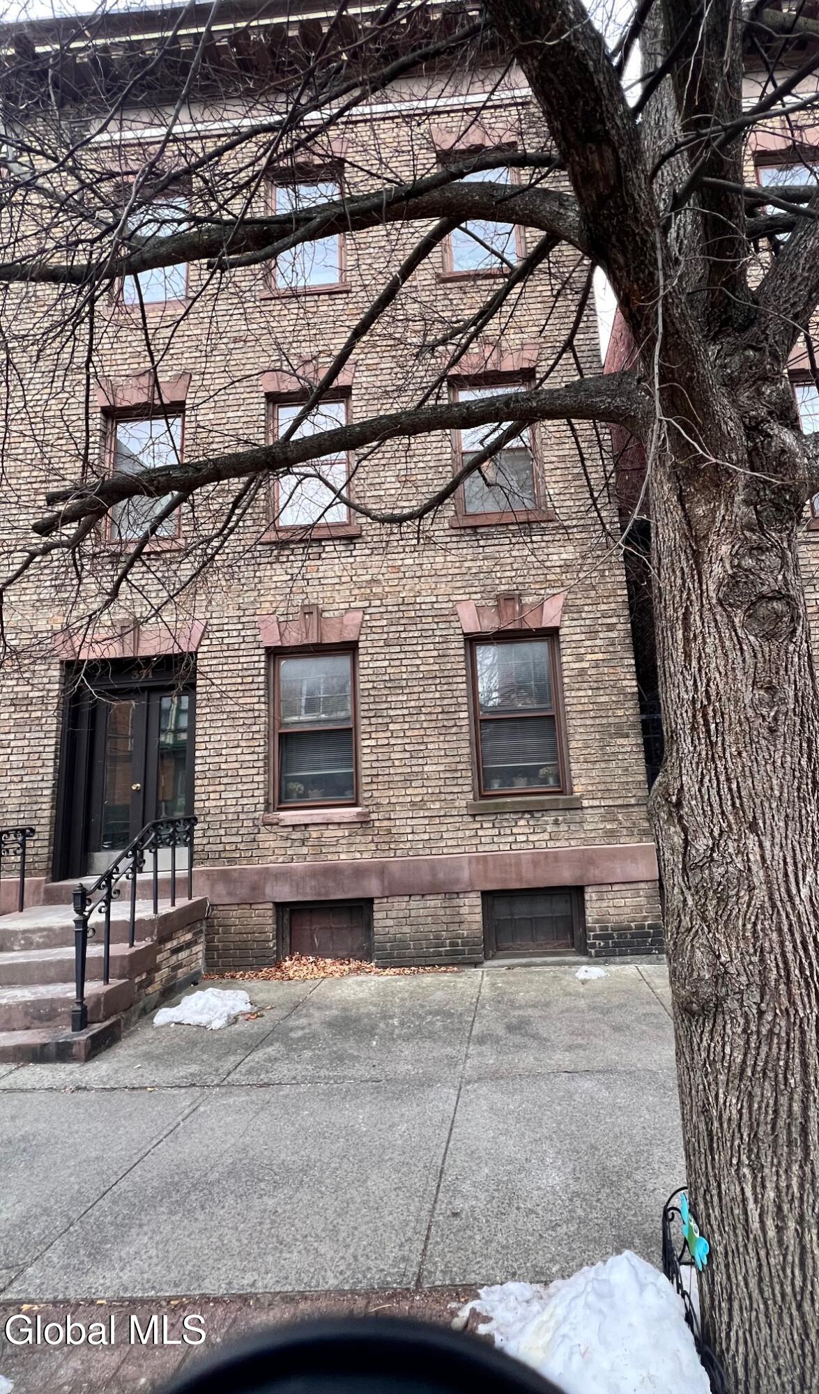 371 Hudson Avenue Albany NY 12210