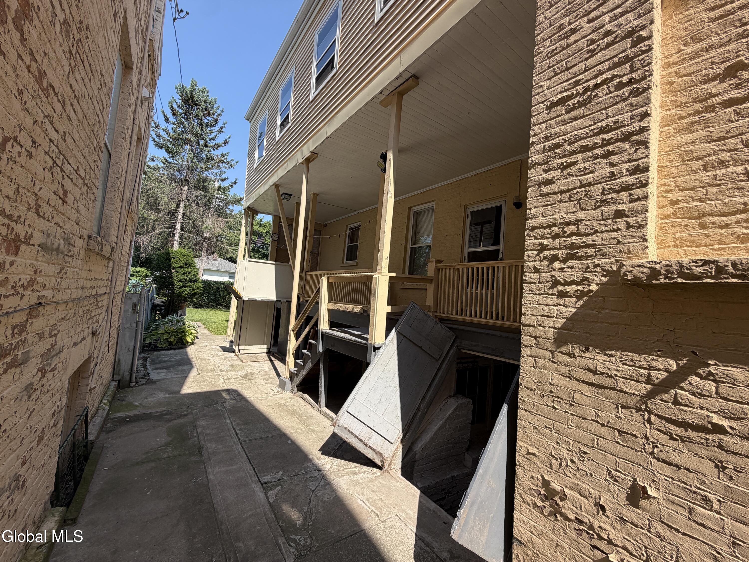 1611 3rd Avenue Watervliet NY 12189