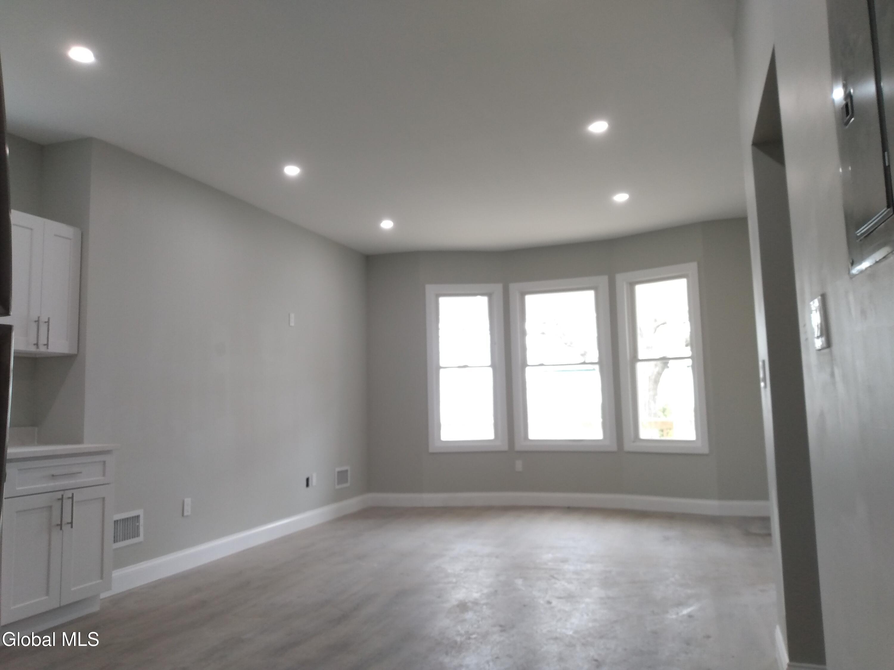 14 W Erie Street Albany NY 12208