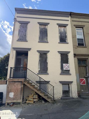 8 Alexander Street Albany NY 12202