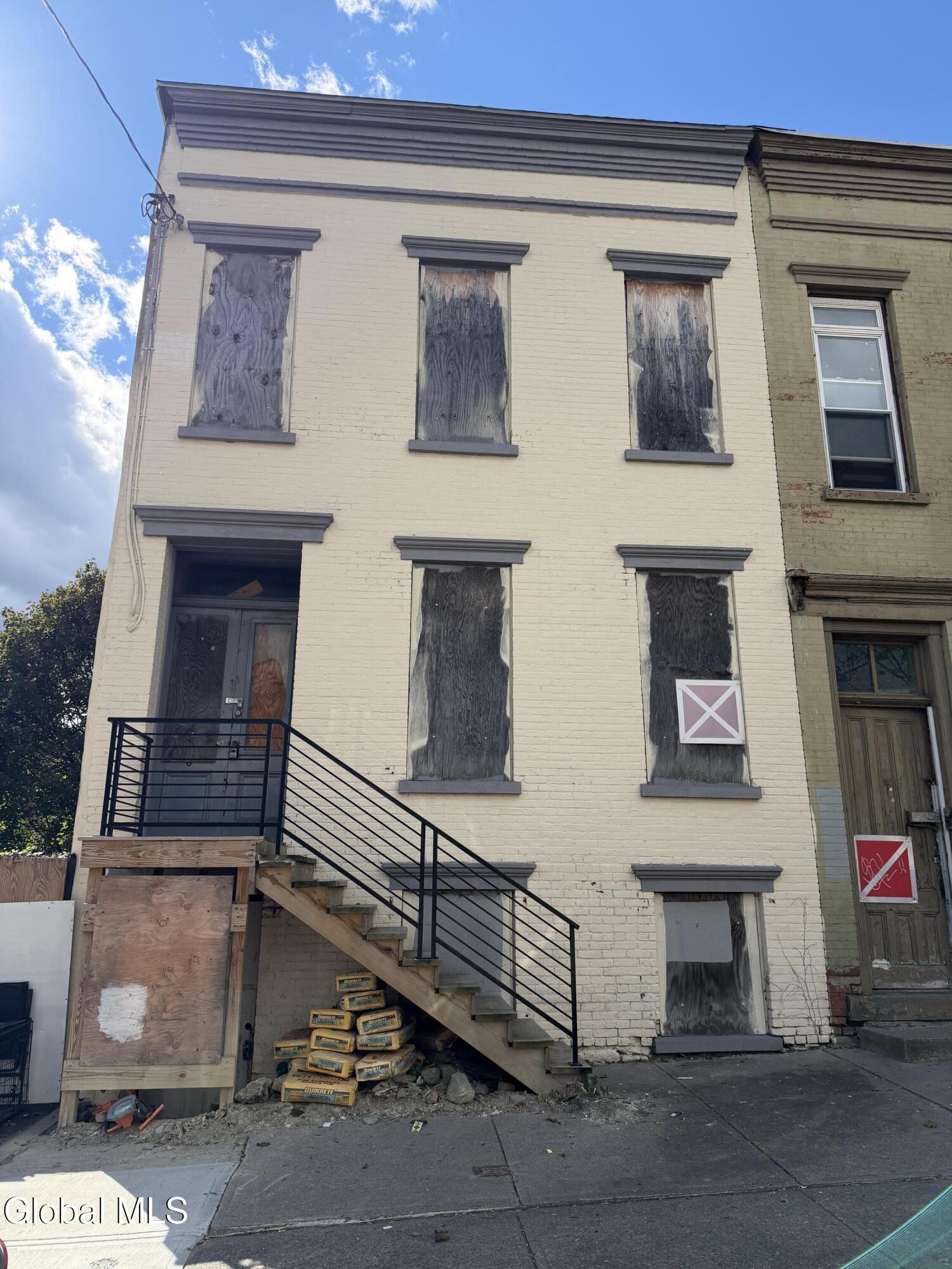 8 Alexander Street Albany NY 12202