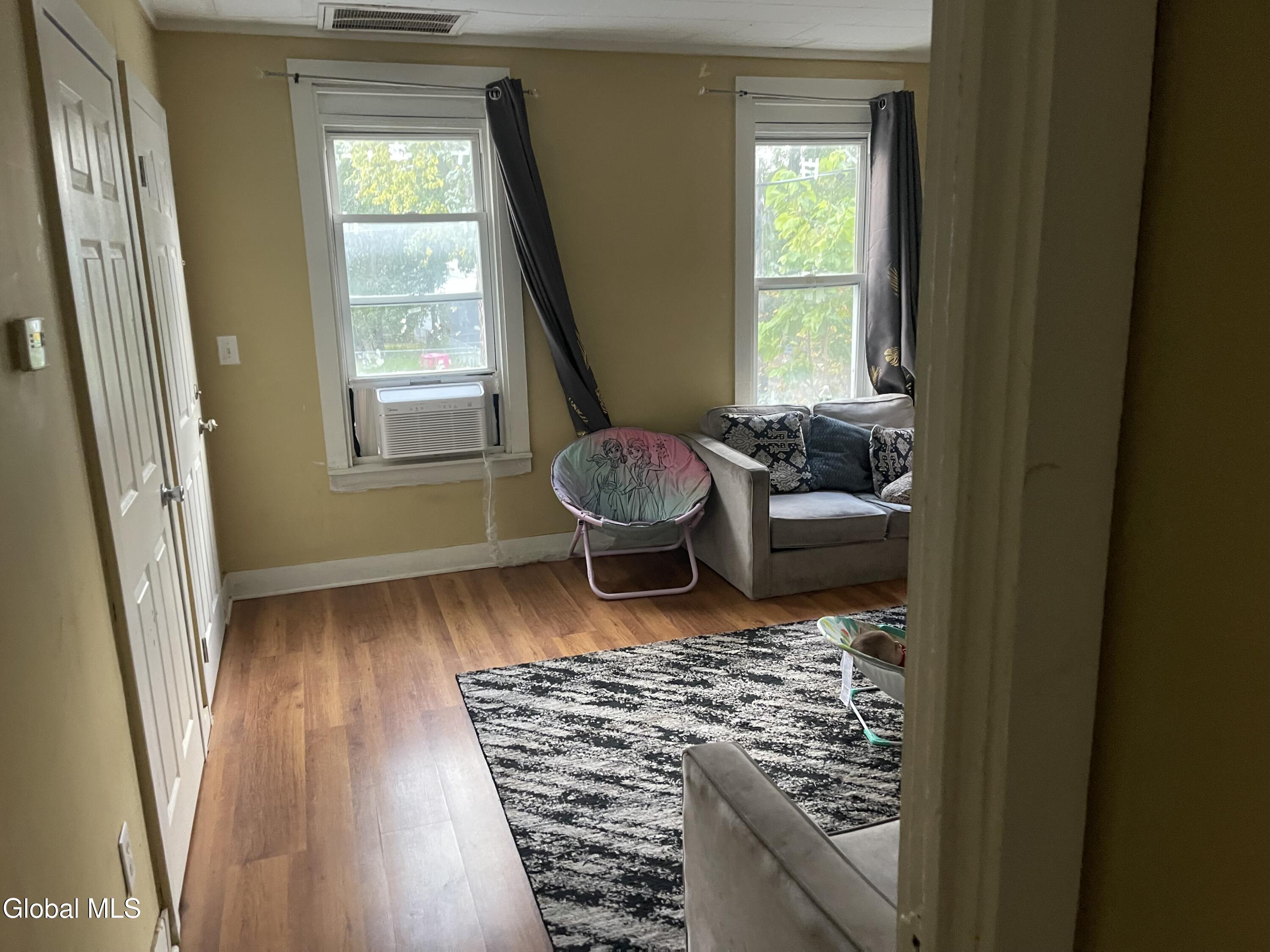 808 Sprague Street Schenectady NY 12307