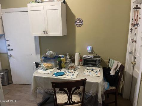 808 Sprague Street Schenectady NY 12307