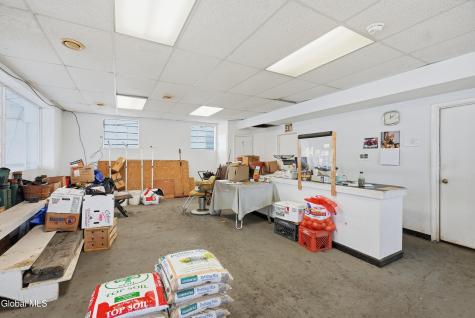 853 5th Avenue Troy NY 12182