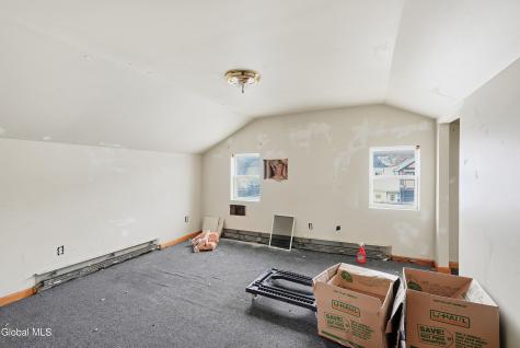 853 5th Avenue Troy NY 12182