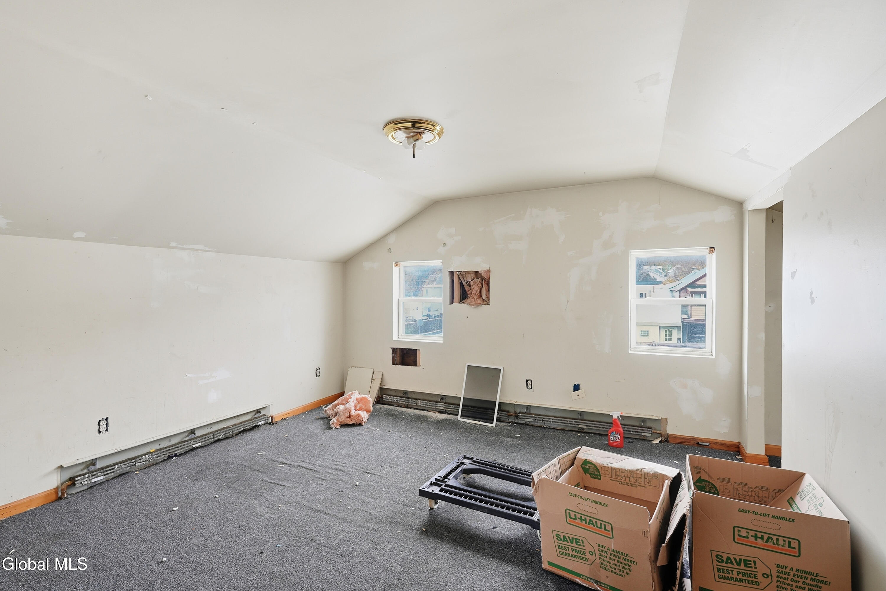 853 5th Avenue Troy NY 12182