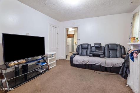 9 Jackson Place Schenectady NY 12308