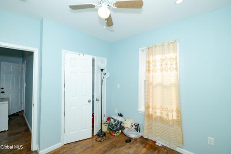 1643 Foster Avenue Schenectady NY 12308