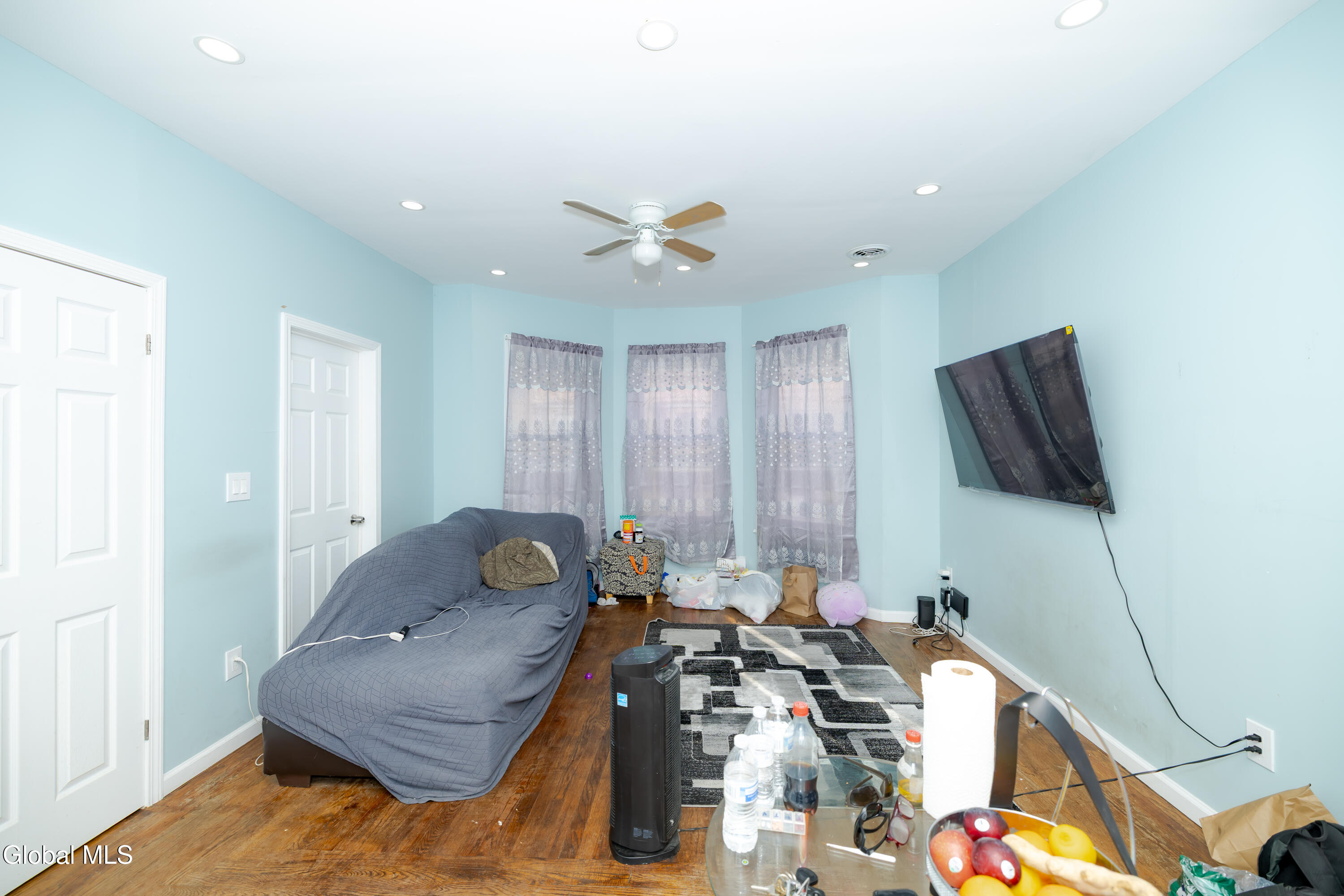 1643 Foster Avenue Schenectady NY 12308