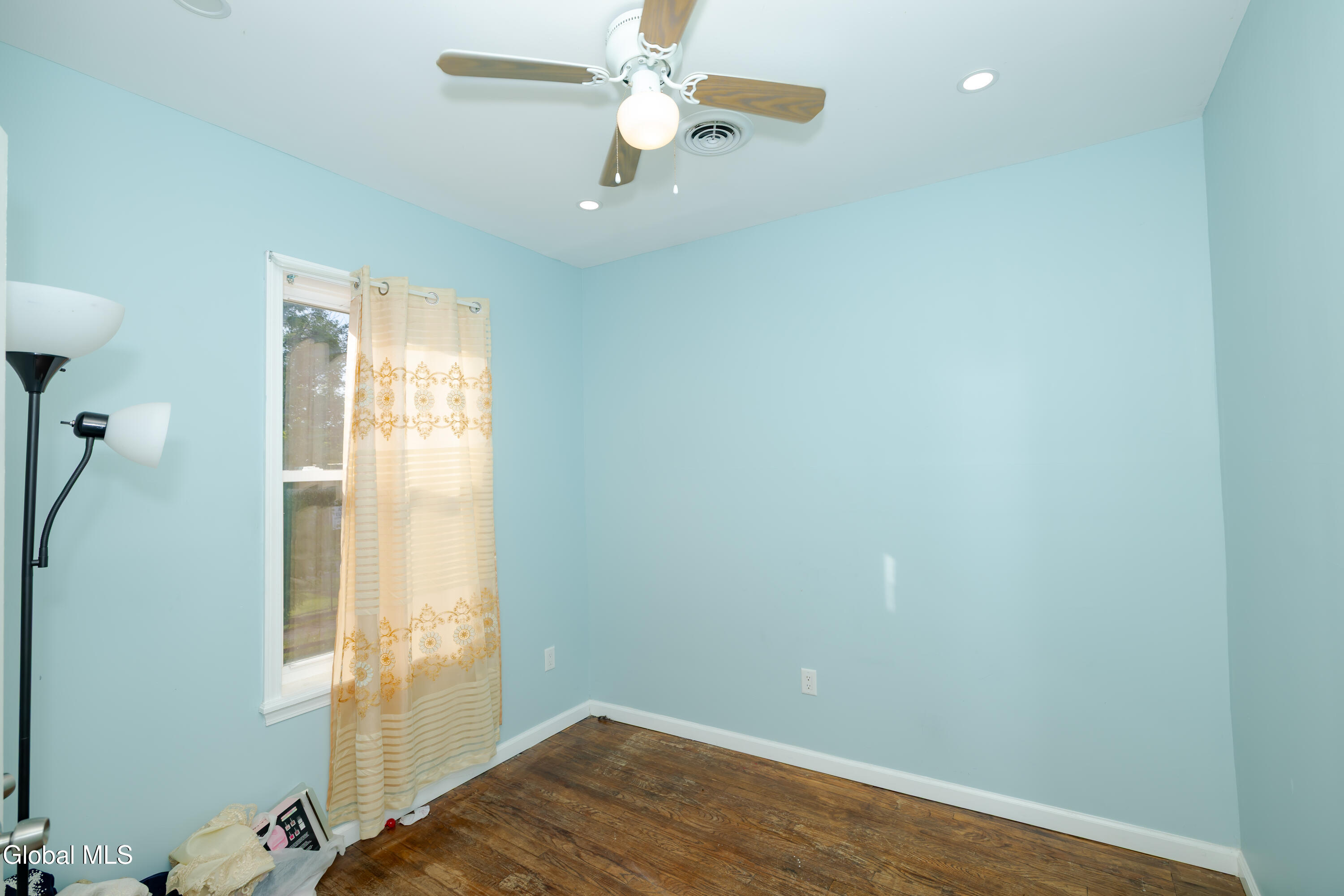 1643 Foster Avenue Schenectady NY 12308